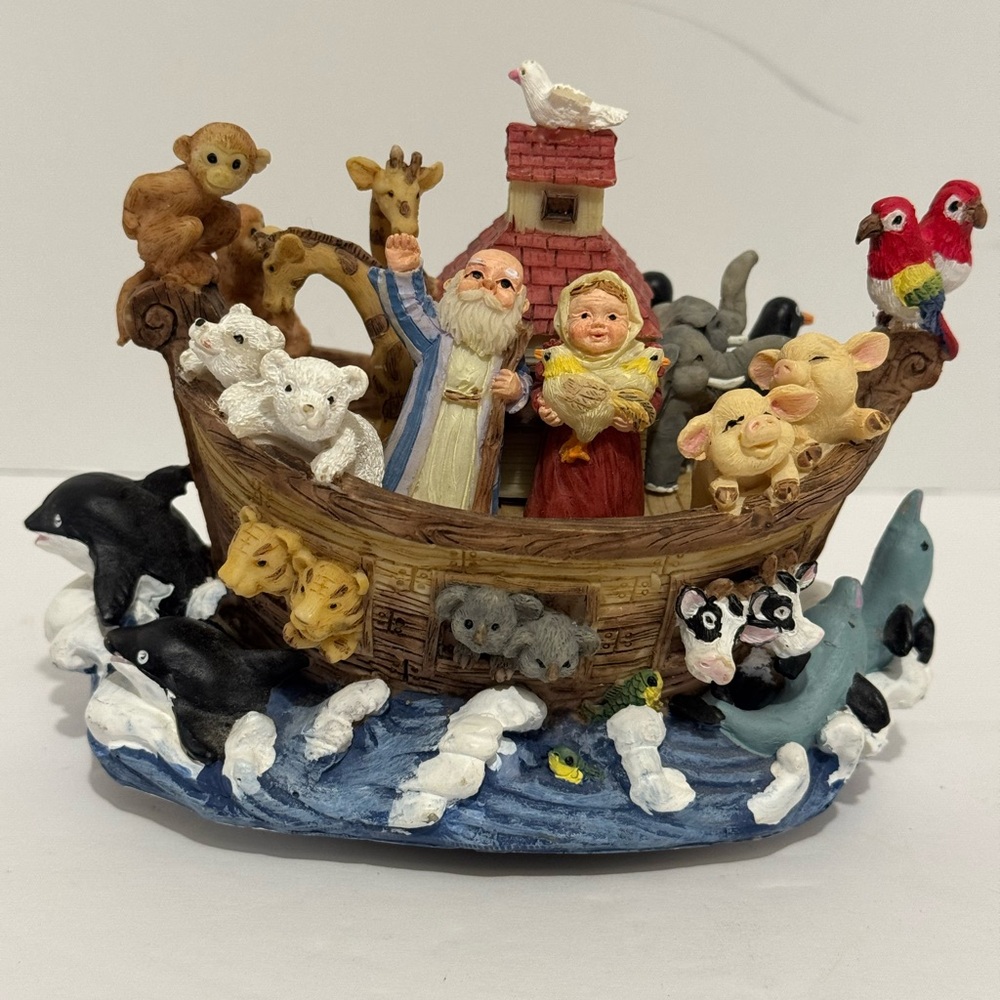 Noah’s Ark Animated Windup Music Box Kings point Design Vintage Colorful